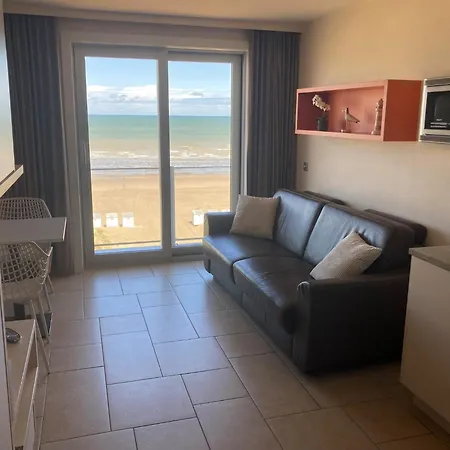 Apartamento In By The Beach, Cleaning Included *