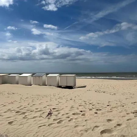In By The Beach, Cleaning Included *